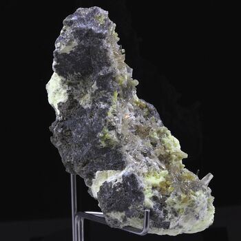 Célestite + Soufre. 1008.10 ct.