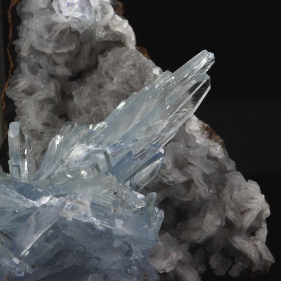 Baryte bleue. 341.80 ct.