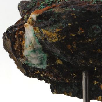 Chalcopyrite + Malachite + Baryte. 1019.30 ct.
