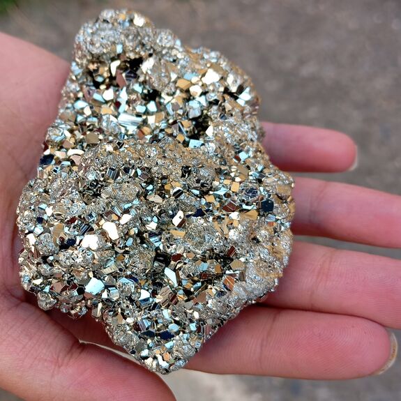 Pyrite. 1824.10 ct.