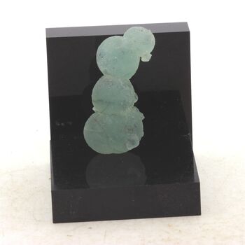 Prehnite. 52.87 ct.