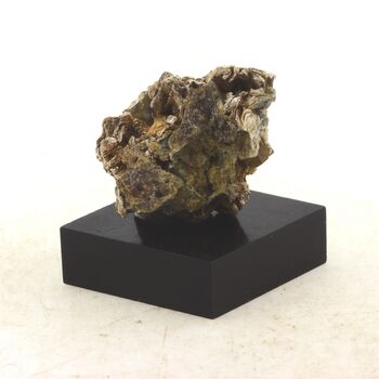 Grossular Garnet + Clinochlore. 68.0 ct.
