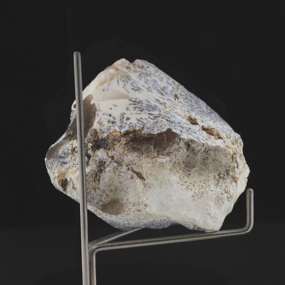 Opale dendrite. 228.5 ct.