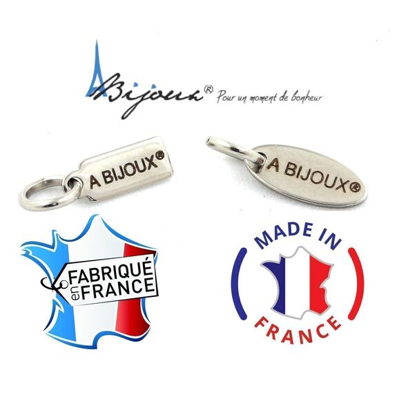 Collier 9 Perles Larimar de République Dominicaine chaine en acier doré inoxydable.