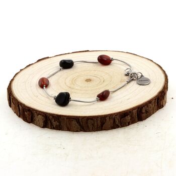 Bracelet en acier inoxydable 5 Perles Agate rouge + Obsidienne noire.