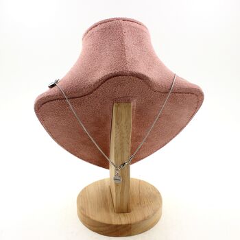 5 heart-shaped hematite beads, 5 mm necklace. Stainless steel chain