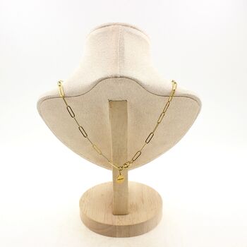 Collier 1 Perle Emeraude de Zambie 8 mm chaine (3,5x11mm) en acier doré inoxydable.