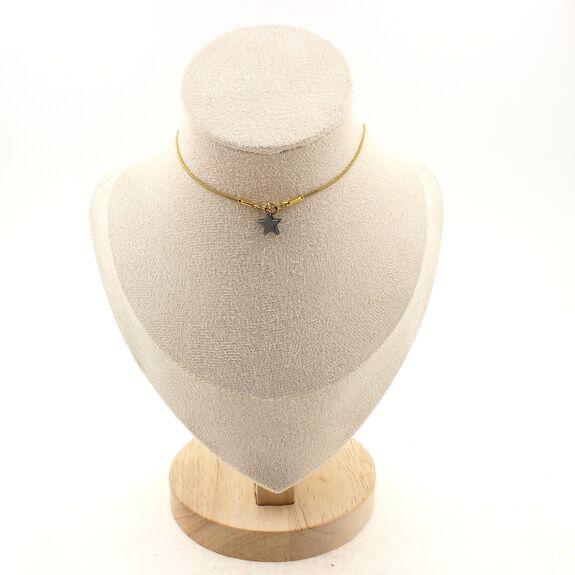 Star-shaped Hematite, 8 mm 1 bead necklace. Golden Stainless steel chain