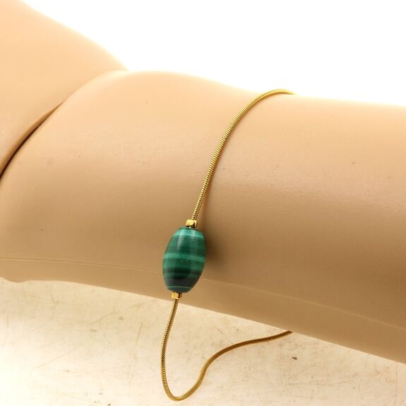 Bracelet en acier doré inoxydable 1 Perle Malachite ovale allongé 8x11 mm.