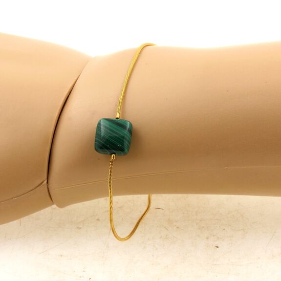Bracelet en acier doré inoxydable 1 Perle Malachite carré 10 mm.