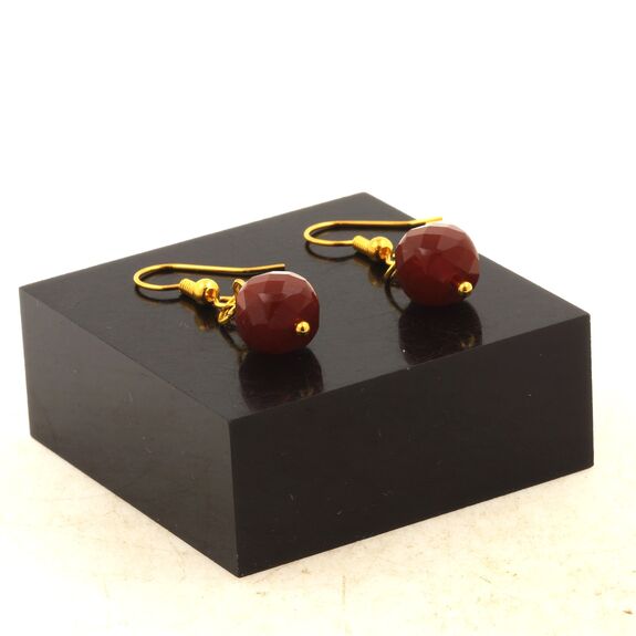 Golden Stainless steel Earrings red Agate 8mm faceted cube shape 1 Bead.