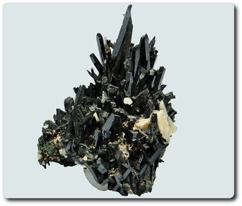 70.80 grams AEGERINE ON MATRIX & FELSDPAR