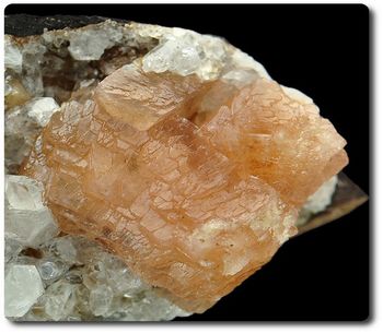11.10 grammes CRISTAL D'OLMIITE & CALCITE