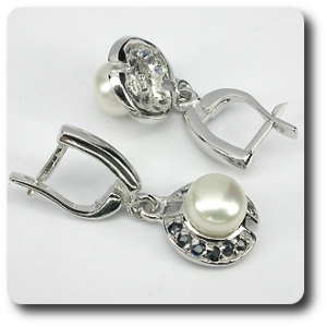 PEARL & SAPPHIRE EARRINGS