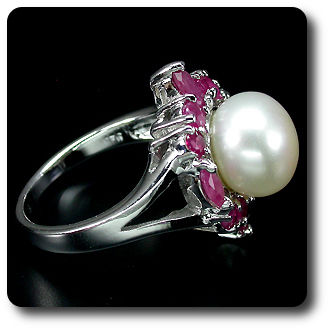 RUBY & PEARL RING