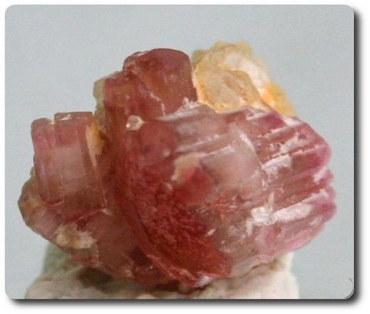 14,75 cts RUBELLITE TOURMALINE CRYSTAL
