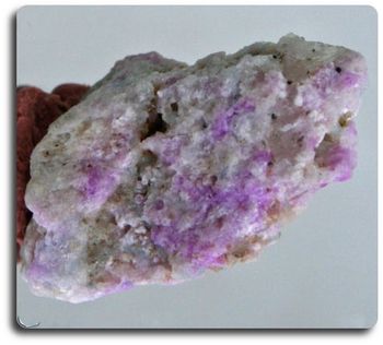 68.65 cts COLOR CHANGE HACKMANITE