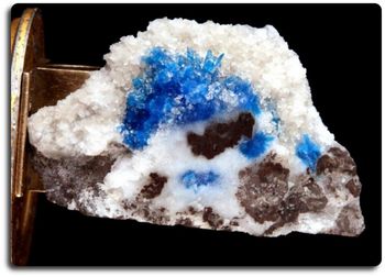 20 g CAVANSITE & CALCITE