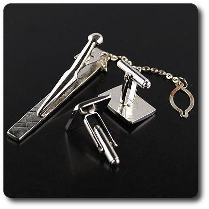 CUFFLINKS WITH TIE CLIP