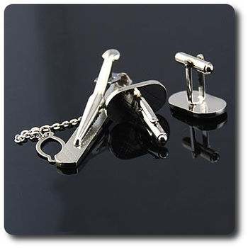 BOUTONS DE MANCHETTES + PINCE A CRAVATE