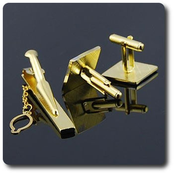 BOUTONS DE MANCHETTES + PINCE A CRAVATE