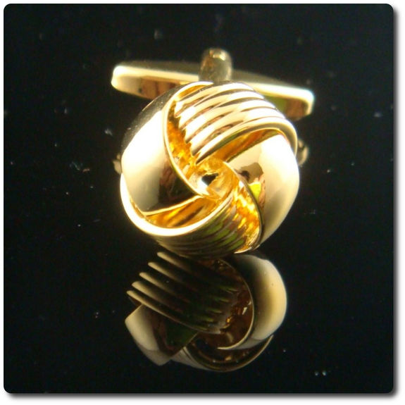 BOUTONS DE MANCHETTES