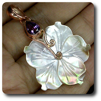PENDENTIF AMETHYSTE & NACRE