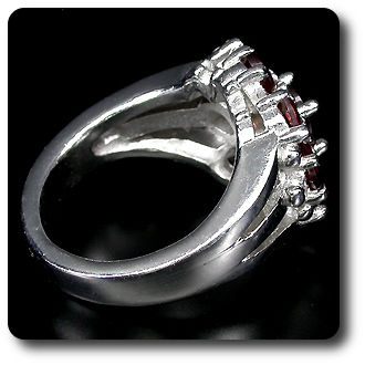 GARNET RING