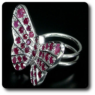 BAGUE RUBIS PAPILLON