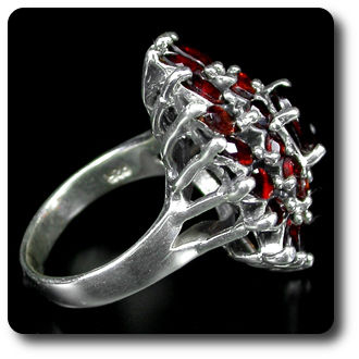 GARNET RING