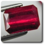 4.7CT. 2 pcs BLOOD RED RUBY. VS