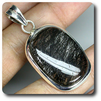 RUTILE IN QUARTZ PENDANT