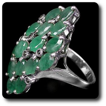 EMERALD & MARCASITE RING