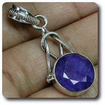 SAPPHIRE PENDANT