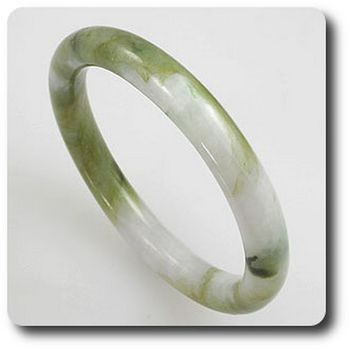 JADE BRACELET