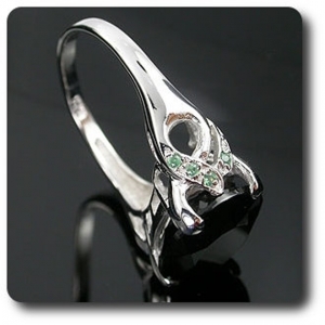 METEORITE TEKTITE & ALEXANDRITE RING