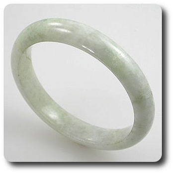 JADE BRACELET