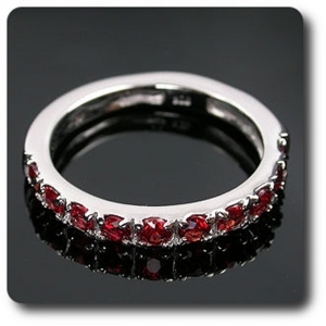 RED SAPPHIRE RING