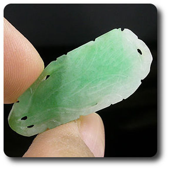 14,52 cts DRILLED JADE CARVING