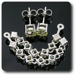 BOUCLES D'OREILLE LABRADORITE EMERAUDE