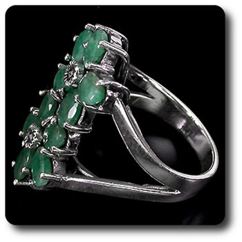 EMERALD & MARCASITE RING