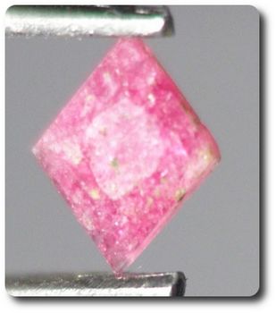 0.05 cts  TUGTUPITE