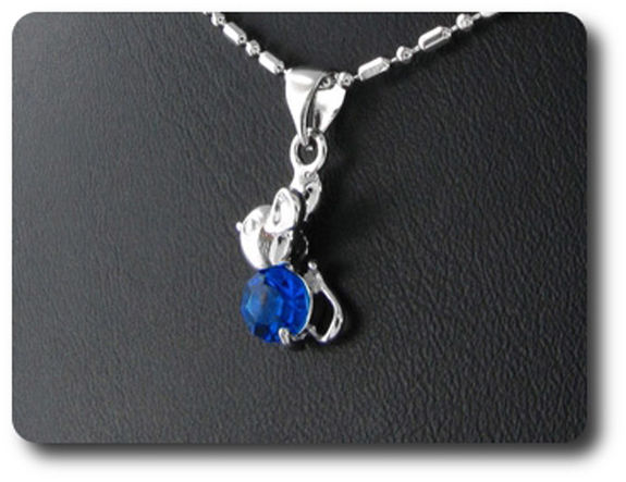 6 mm Blue Sapphire Pendant
