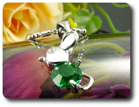 6 mm Green Emerald Pendant