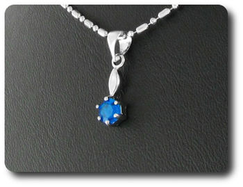 5 mm Blue Sapphire Pendant