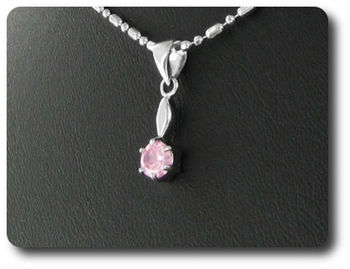 5 mm Pink Sapphire Pendant