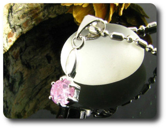 5 mm Pink Sapphire Pendant