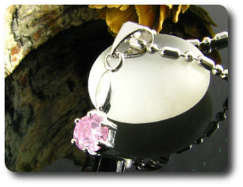 5 mm Pink Sapphire Pendant