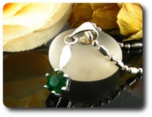 5 mm Green Emerald Pendant