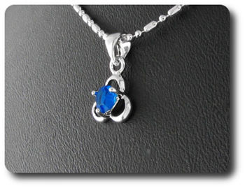 4 mm Blue Sapphire Pendant